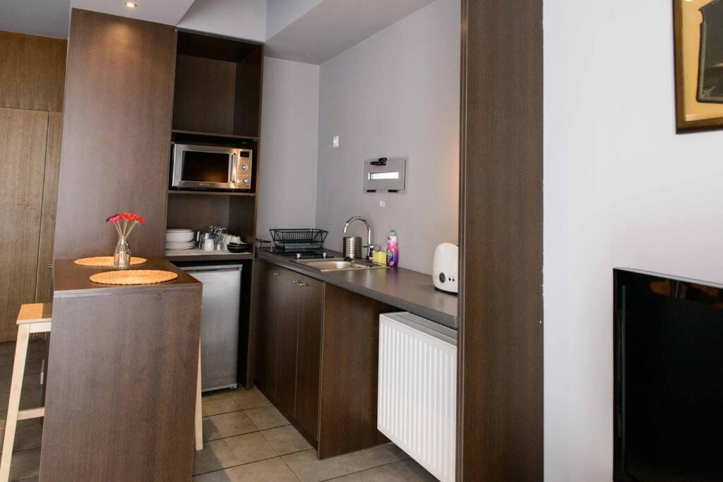 City Lux2Modern Apartment Next To Kerameikos Metro Athens Ngoại thất bức ảnh
